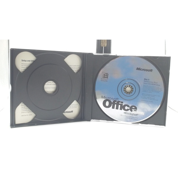Microsoft Office Professional & Bookshelf Windows 95 With CD Key FREE 3D Garden - Picture 3 of 4